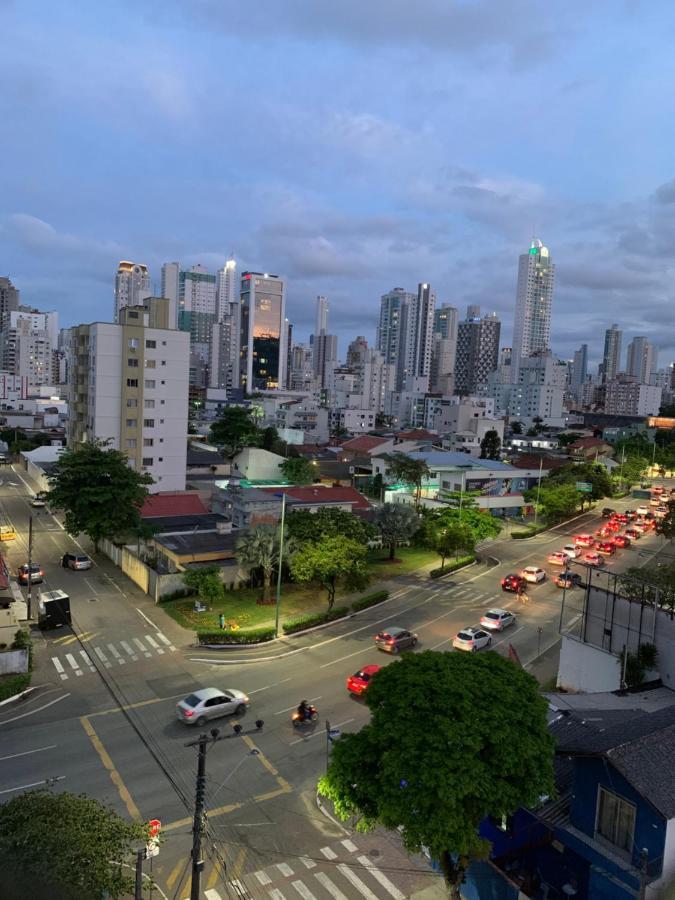 Encantos Dos Mares - Apartamento 5 - Balneário Camboriú Esterno foto